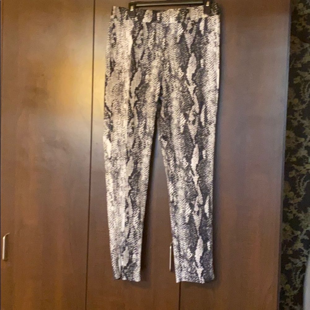 St. John black croc print pant